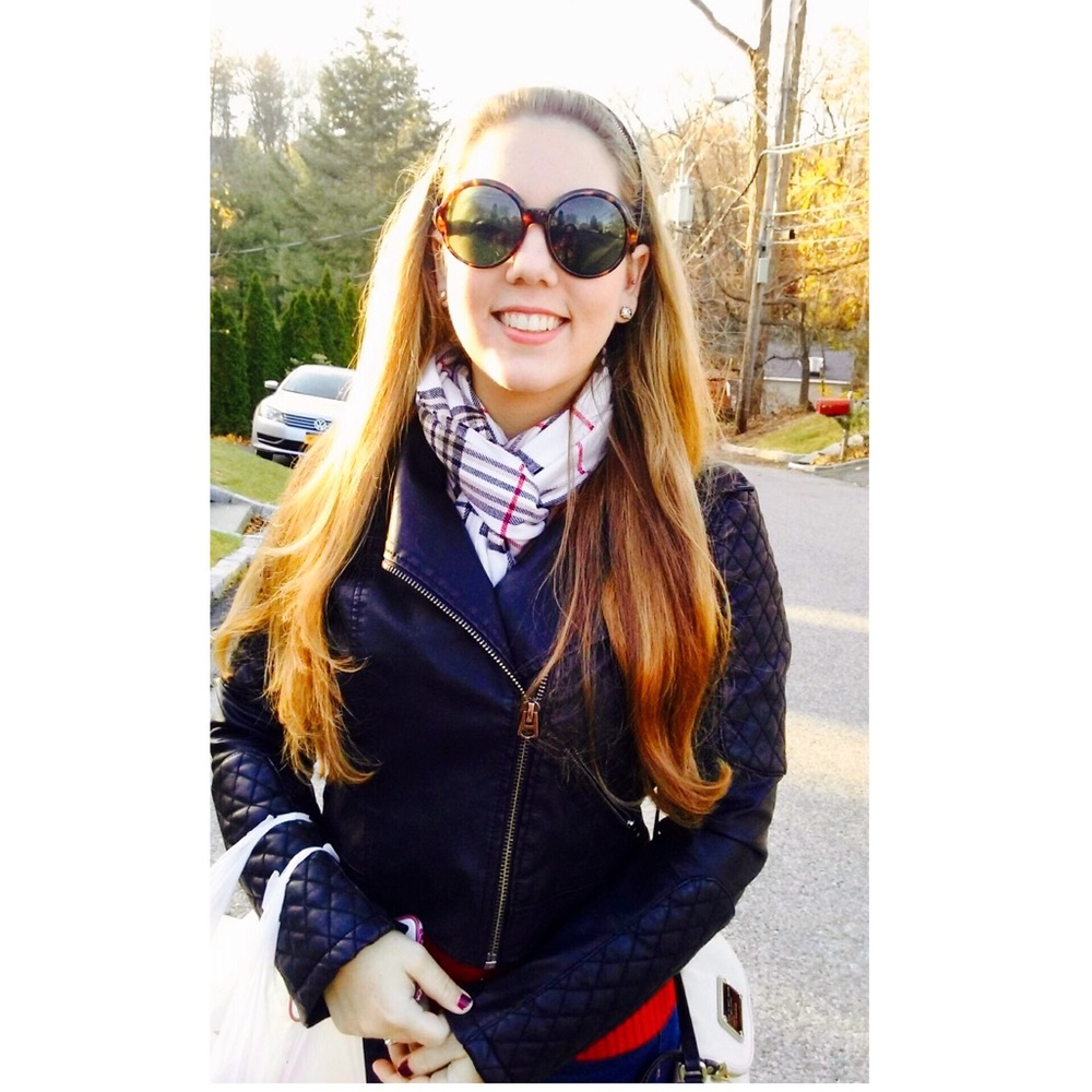 Meet your Posher, Amanda 💕✨
